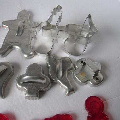 Lot 477:  Nice Lot of Vintage Cookie Cutters, Red Plastic Nativity, More
