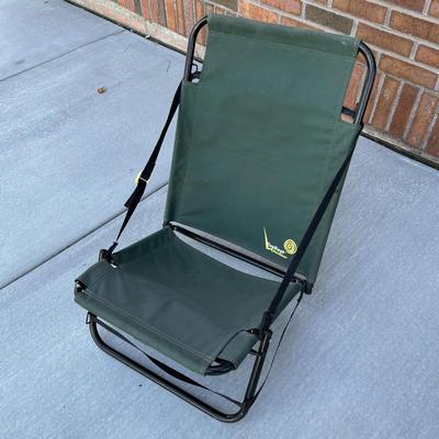 COLE SPORT OUTDOOR CONCERT/GAME FOLDING CHAIR LIGHTWEIGHT SITS LOW TO GROUND