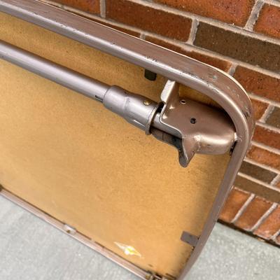SAMSONITE VINYL COVERED FOLDING CARD TABLE