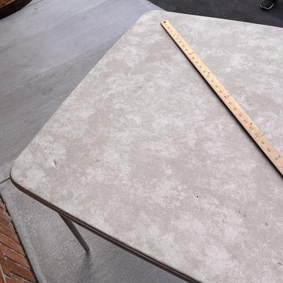 SAMSONITE VINYL COVERED FOLDING CARD TABLE