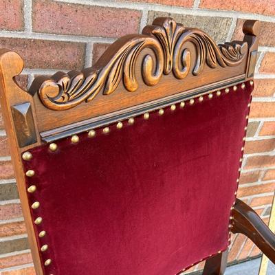 ANTIQUE IMPRESSIVE THRONE-LIKE VELVET UPHOLSTERED WOOD CHAIR 