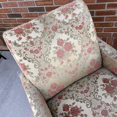 STURDY COMFY VINTAGE UPHOLSTERED ROCKER 