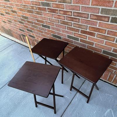 SET OF 3 DARK WOOD FOLDING TV TRAY TABLES