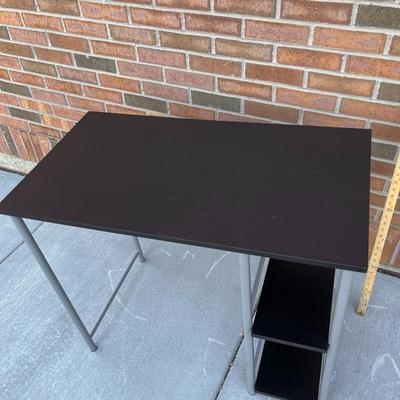SIMPLE GREY & BLACK STUDENT/TECH DESK w/ SIDE SHELVES