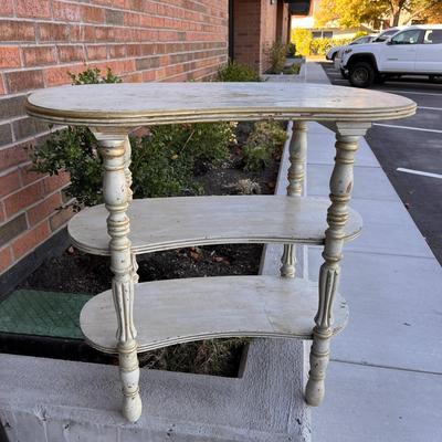 CUTE SHABBY 8-SHELF OCCASIONAL TABLE w/ KIDNEY BEAN SHAPED SHELVES