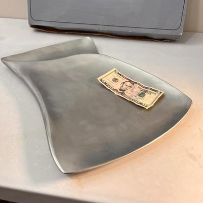 BEAUTIFUL LARGE NAMBE â€œTWISTâ€ MODEL SERVING PLATTER