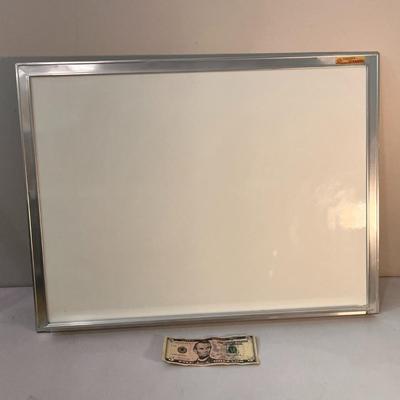 18â€ X 24â€ WHITE BOARD WITH TRAY