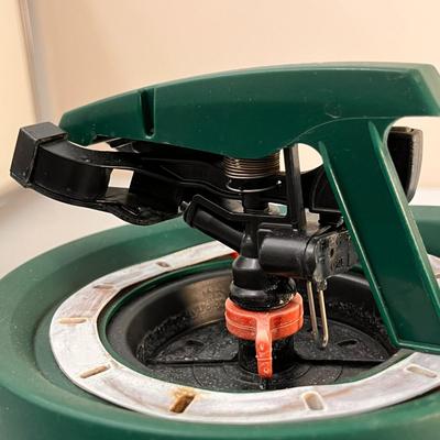 GILMOUR LAWN SPRINKLER RAINBIRD STYLE