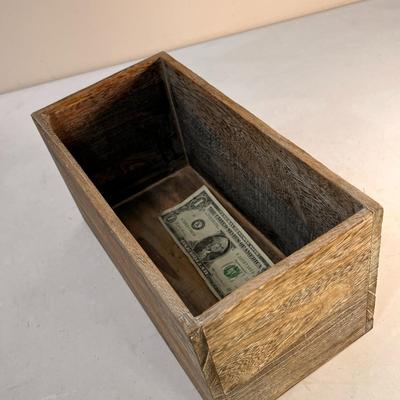 SIMPLE WOOD BOX FOR PLANTING, GIFTS OR ?