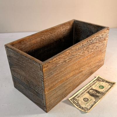 SIMPLE WOOD BOX FOR PLANTING, GIFTS OR ?