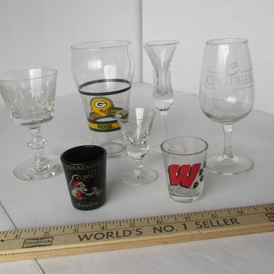 Lot 484:  Lot of Glasses, GBP, WI Badgers, More