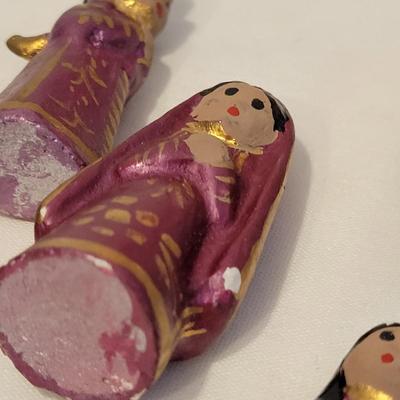 Christmas Ornaments, Unique Nativity Set, and More (LR-DW)