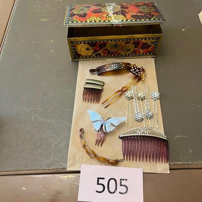 Vintage box with hair pins & hair combs