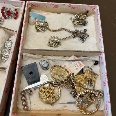 Jewelry box full