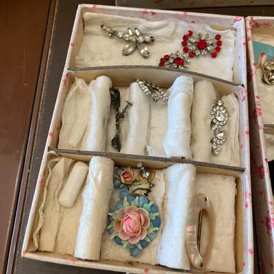 Jewelry box full