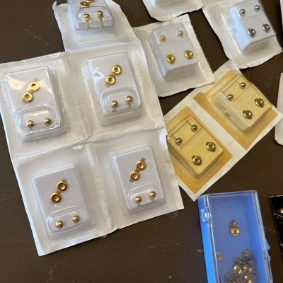 Lot of pierced earrings