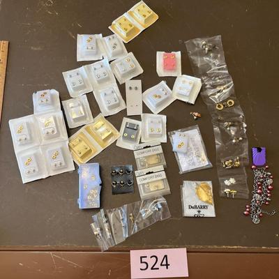 Lot of pierced earrings