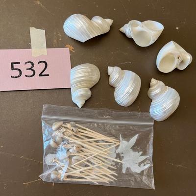 Shell napkin rings & pokers
