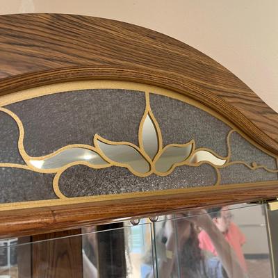 Corner shelf