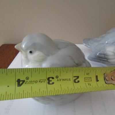 Pair of Otagiri Porcelain Bird Figurines- Approx 3