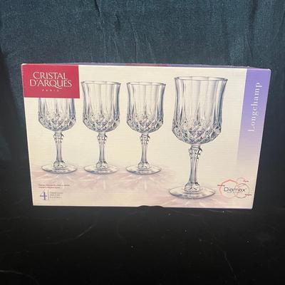 Eight Cristal Dâ€™Arques Stemmed Glasses, NIB (LR-MG)