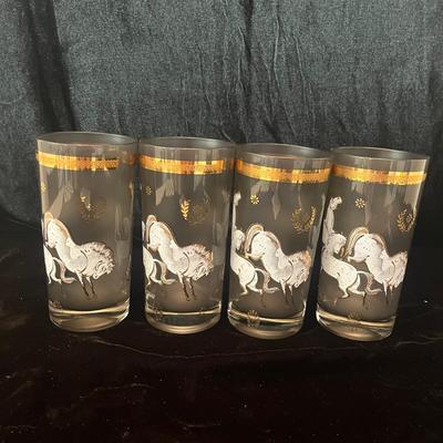 Four Equestrian Themed Glasses (LR-MG)