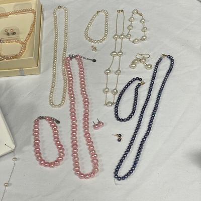 Six Pearl Sets w/ 14K (B3-SS)