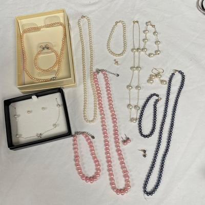 Six Pearl Sets w/ 14K (B3-SS)