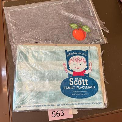 Vintage paper place mats