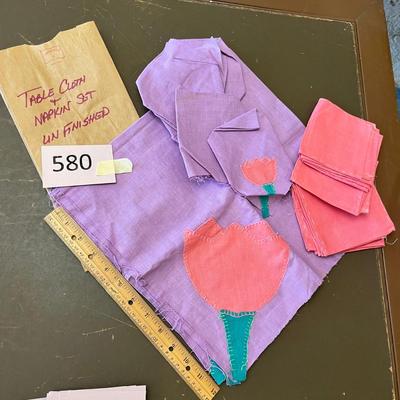 Applique Table cloth w/ napkins