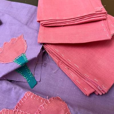 Applique Table cloth w/ napkins