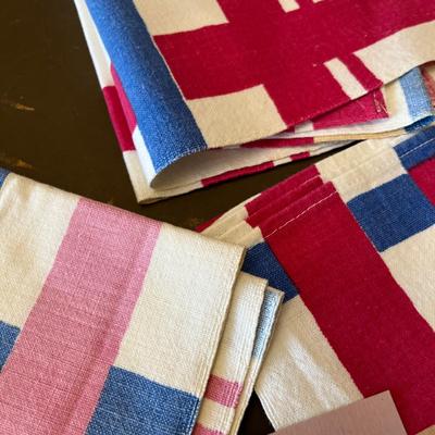 Lot of plaid tea towels