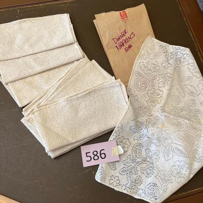 Lace napkins