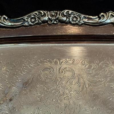 Baroqueâ€ by Wallace 5 Piece Service Set (LR-KL)