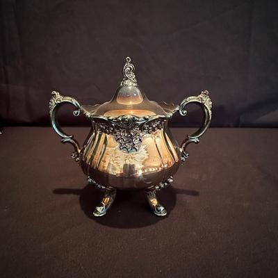 Baroqueâ€ by Wallace 5 Piece Service Set (LR-KL)