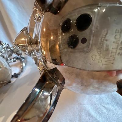 Baroqueâ€ by Wallace 5 Piece Service Set (LR-KL)