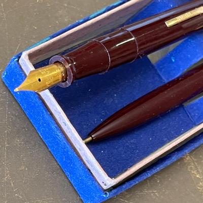 Vintage Pen & Pencil Set in box