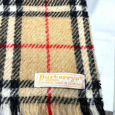 451 Vintage Burberry Wool Scarf