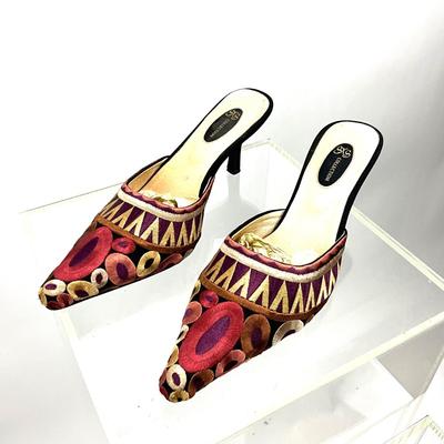 Lot 458. Beautiful SXS Collection - Fabric/Embroidered Leather Mules ( Size 38.5 )