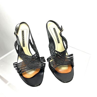 Lot 461 Laundry by Shelli Segal, Black Leather Strappy Sling Back Heels ( Size 9M )
