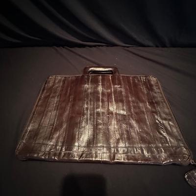 Assortment of Small Travel and Tote Bags(LR-KL)