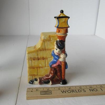Lot 486:  Drunken Hobo Decanter