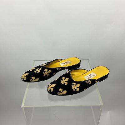 Lot 466. Elizabeth Turner â€œ Fleur des les â€œ Needlepoint Mules Black & Gold (size 9)