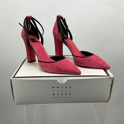 Lot 469 WHITE HOUSE BLACK MARKET â€œ Aurora â€œ Size 8, Pink Suede Shoes with Black Trim