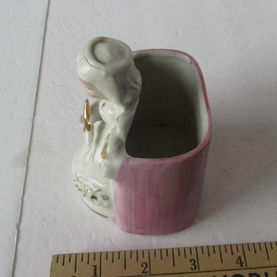 Lot 489:  Vintage Angel Planter