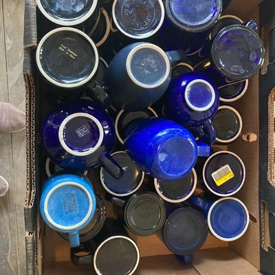 30 miscellanious blue mugs
