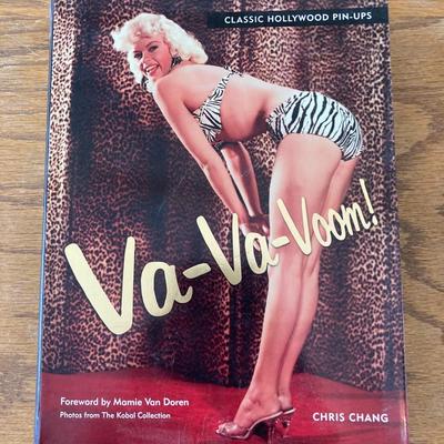 Classic Hollywood Pin Ups by Chris Chang paperback