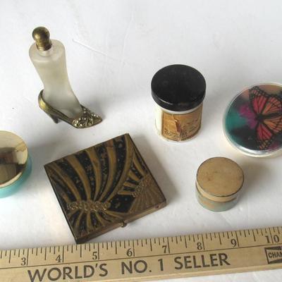 Lot 491: Lady's Junk Drawer Lot