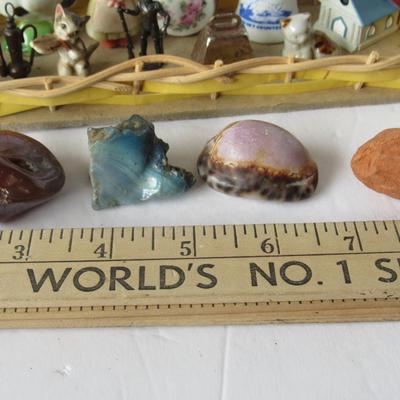 Lot 492:  Miniature Lot