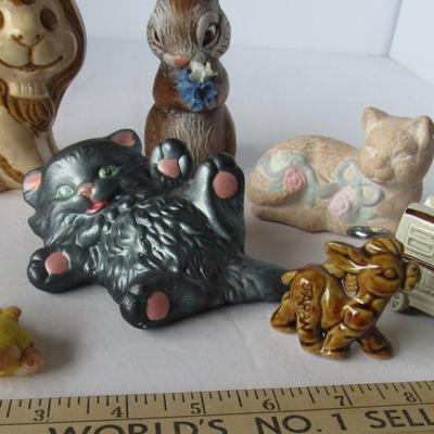 Lot 493:  Lot of Ceramic Animals